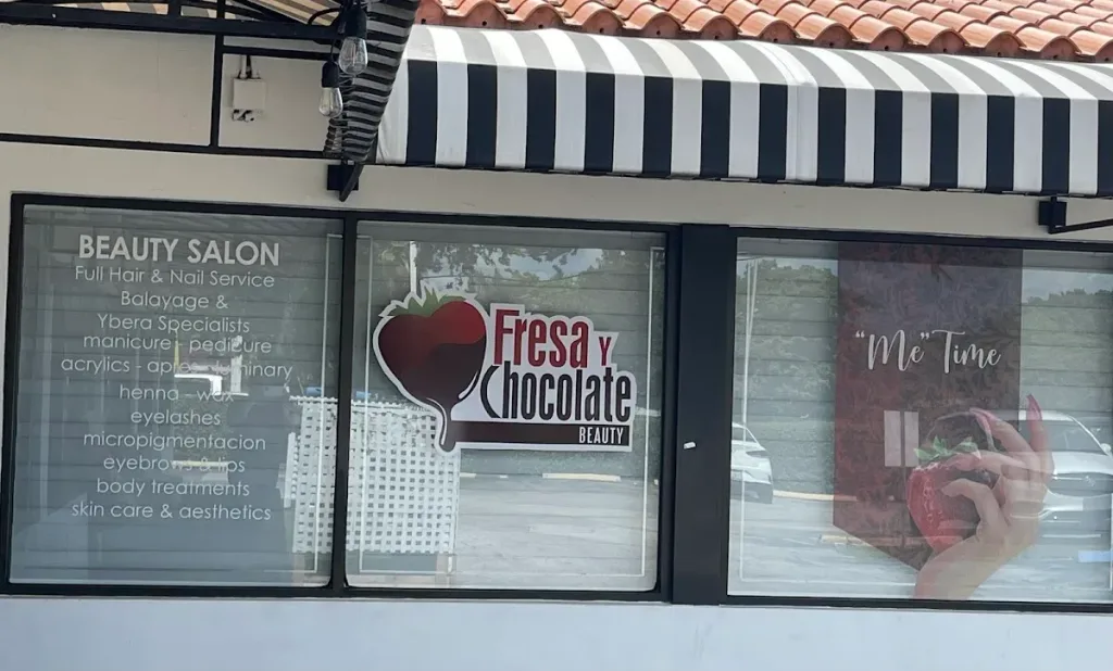 Fresa y Chocolate Okeechobee — Nail salon in Hialeah